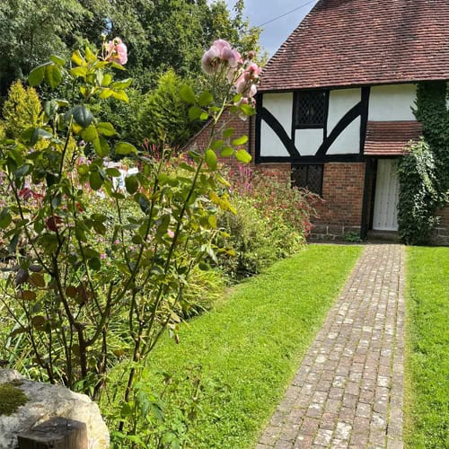 Garden Maintenance in Kent, East Sussex & South London | Gardens of England